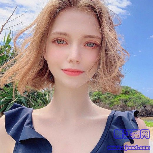 Chloe ݏͯԒʹ